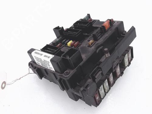 Used Fuse box Fuse box PEUGEOT 307 Break (3E) 2.0 HDI 110 (107 hp) 25360680 25360680