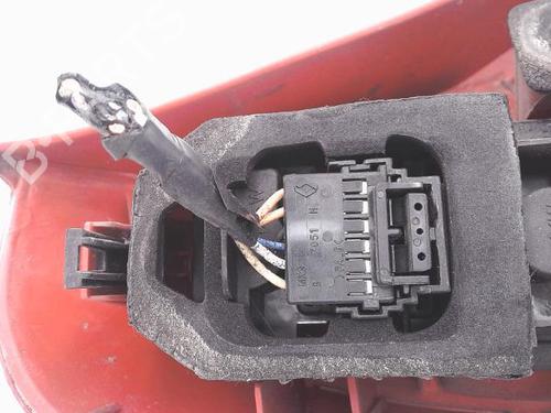 Used Right taillight RENAULT CLIO II (BB_, CB_) 1.2 (BB0A, BB0F, BB10, BB1K, BB28, BB2D, BB2H, CB0A,... (58 hp) 25372583
