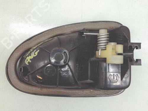 Used Front left interior door handle Front left interior door handle RENAULT CLIO II (BB_, CB_) [1998-2016] 34108886 34108886