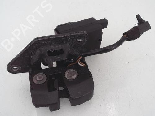 Used Tailgate lock Tailgate lock ALFA ROMEO 147 (937_) 1.9 JTD (937.AXD1A, 937.BXD1A, 937.AXV1A, 937.BXB1A,... (115 hp) 25360156 25360156