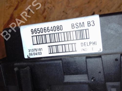 Used Fuse box PEUGEOT 307 Break (3E) 2.0 HDI 110 (107 hp) 25365485