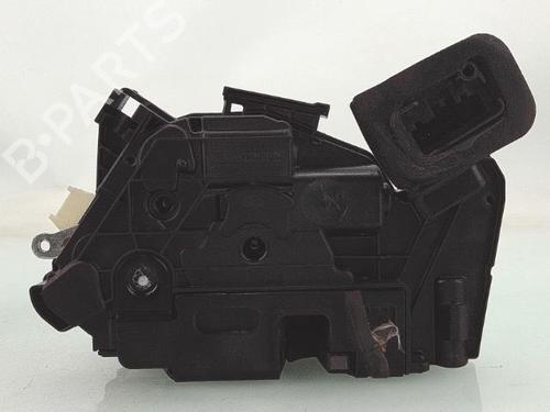 Front right lock VW GOLF VI (5K1) 2.0 TDI | BP29353370C97 