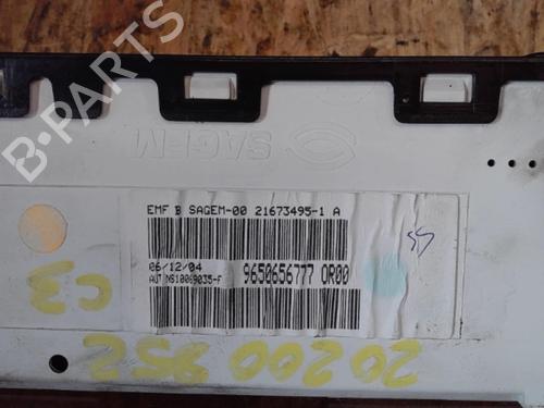 Used Display monitor Display monitor CITROËN C3 I (FC_, FN_) 1.4 16V HDi (90 hp) 25365313 25365313