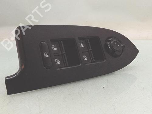 Left front window switch ALFA ROMEO GIULIETTA (940_) 2.0 JTDM (940.FXL1A) | BP37187622I27 - Image 4