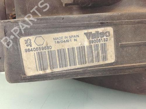 Left headlight PEUGEOT 206 Hatchback (2A/C) 1.9 D | BP25352756C28 