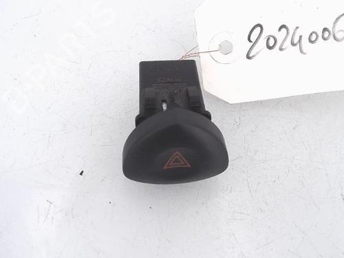 Used Warning switch Warning switch RENAULT CLIO II (BB_, CB_) 1.2 (BB0A, BB0F, BB10, BB1K, BB28, BB2D, BB2H, CB0A,... (58 hp) 25353032 25353032