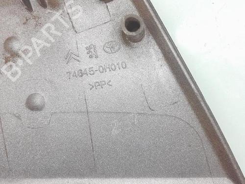 Used Rear right interior door handle PEUGEOT 107 (PM_, PN_) 1.4 HDi (54 hp) 31084004