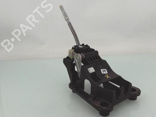 Used Gear lever PEUGEOT 208 I (CA_, CC_) 1.2 VTI 82 (82 hp) 28710013