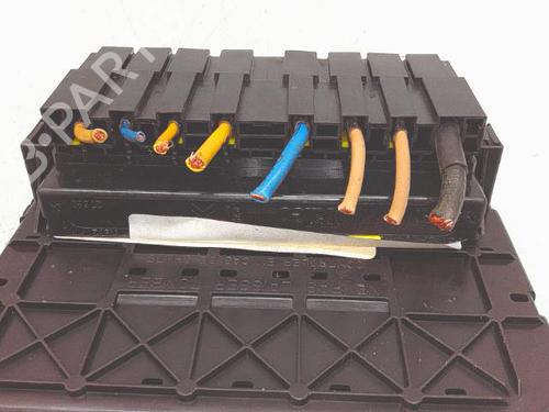 Used Fuse box Fuse box CITROËN C3 I (FC_, FN_) 1.4 HDi (68 hp) 33308872 33308872