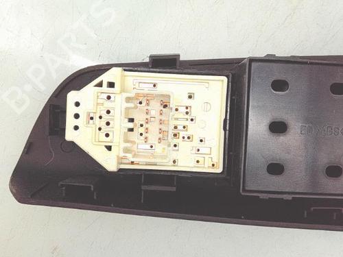 left-front-window-switch-kia-ceed-hatchback-ed-2006-2007-2008-2009-2010-2011-2012-34045245 main image