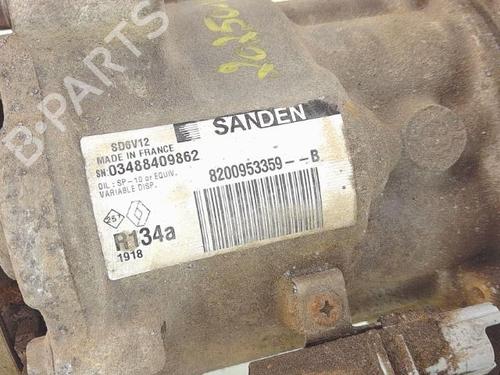 Used AC compressor AC compressor RENAULT KANGOO Express (FW0/1_) 1.5 dCi 90 (FW0G, FW05, FW08, FW11) (90 hp) 25443587 25443587