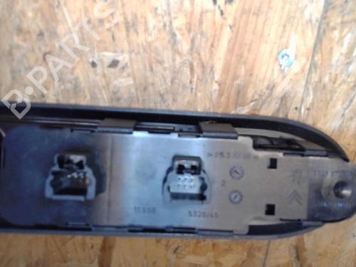 Used Switch Switch PEUGEOT 407 (6D_) 2.0 HDi 135 (6DRHRH, 6DRHRE, 6DRHRG, 6DRHRJ) (136 hp) 25365417 25365417