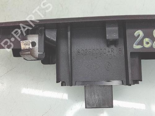 Right front window switch RENAULT LAGUNA III (BT0/1) 1.5 dCi (BT00, BT0A, BT0T, BT1J) | BP31853725I26