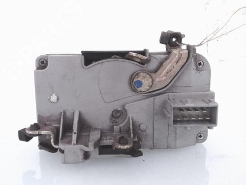 Højre fortil lås PEUGEOT 206 Hatchback (2A/C) 2.0 HDI 90 (90 hp) 25361625
