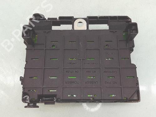 Used Fuse box Fuse box 36896860 36896860