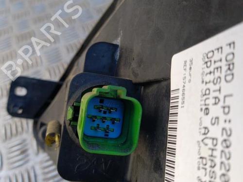 Used Right headlight FORD FIESTA V (JH_, JD_) 1.4 TDCi (68 hp) 25355357