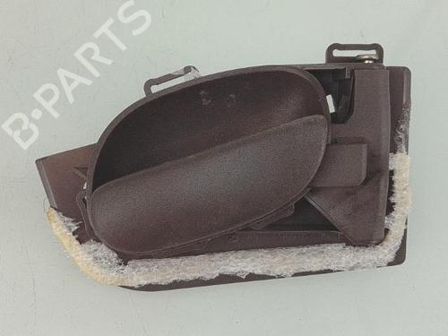 Høyre foran invendig håndtak PEUGEOT 206 Hatchback (2A/C) 1.1 i (60 hp) 27678240