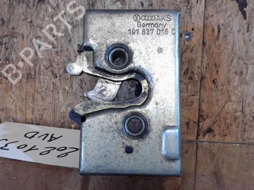 Used Front right lock Front right lock VW POLO Coupe (86C, 80) 1.0 (45 hp) 25366818 25366818