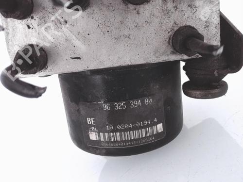 Used ABS pump PEUGEOT 206 Hatchback (2A/C) 1.1 i (60 hp) 25361358