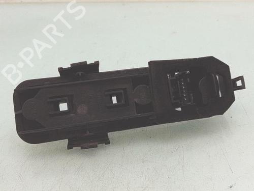 Lampeholder Lampeholder RENAULT CLIO II (BB_, CB_) [1998-2016] 35989461 35989461