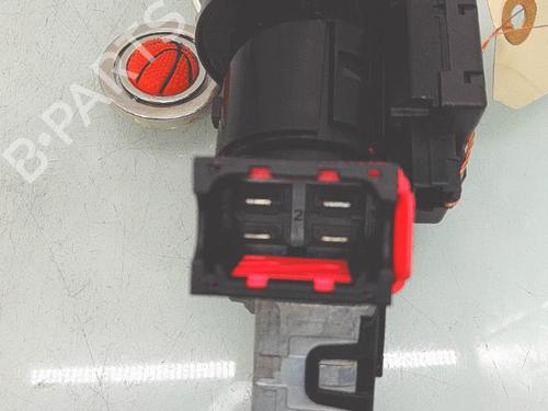 Used Ignition barrel Ignition barrel DACIA SANDERO II 1.5 dCi (90 hp) 31826763 31826763