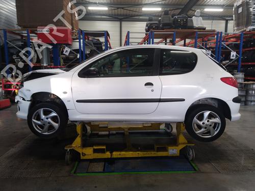 Switch PEUGEOT 206 Hatchback (2A/C) 1.4 i | BP31873287I30