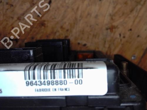 Zekeringkast PEUGEOT 206 Hatchback (2A/C) 1.6 16V | BP25359370E1 