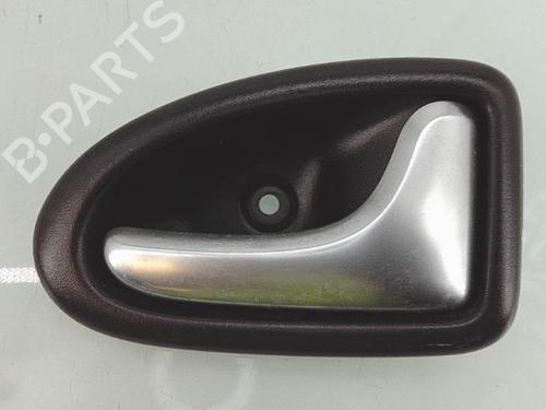Used Front right interior door handle RENAULT TRAFIC II Bus (JL) 2.0 dCi 90 (JL00, JL01, JL0H, JL0M, JL0P, JL0S) (90 hp) 29054661