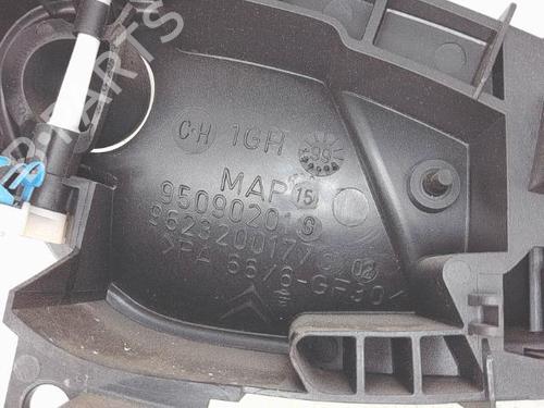 Used Front left interior door handle Front left interior door handle 36833812 36833812