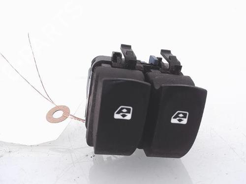 Højre bagtil elrude kontakt RENAULT CLIO III (BR0/1, CR0/1) 1.5 dCi (BR17, CR17) (86 hp) 25350354