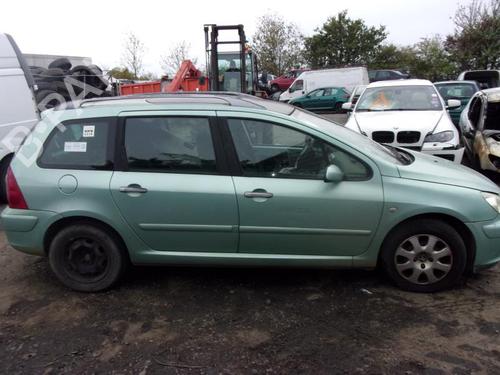 Left mirror PEUGEOT 307 Break (3E) 2.0 HDI 110 | BP25359217C26 
