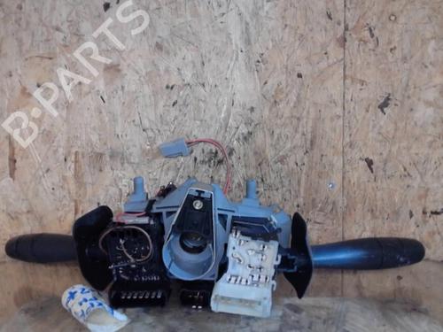 Used Steering column stalk Steering column stalk RENAULT RAPID Box Body/MPV (F40_, G40_) 1.9 D (F40R) (54 hp) 25358999 25358999