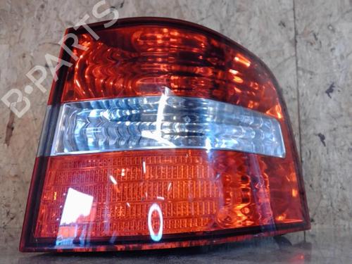 right-tailgate-light-fiat-stilo-multi-wagon-192_-2003-2004-2005-2006-2007-2008-25372819 main image