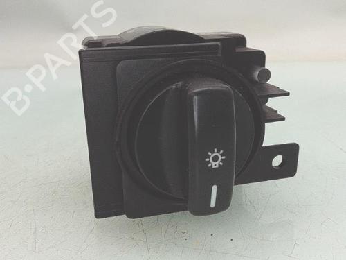 Used Headlight switch MERCEDES-BENZ B-CLASS Sports Tourer (W245) B 180 CDI (245.207) (109 hp) 31371065