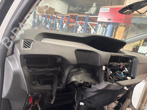 Dashboard CITROËN C4 Picasso II 1.6 BlueHDi 120 | BP38080484C46 - Image 2