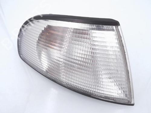 Used Right front indicator AUDI A4 B5 (8D2) 1.6 (100 hp) 25361520