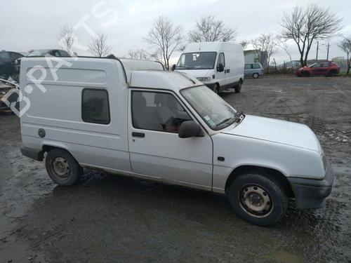 Left front indicator RENAULT RAPID Box Body/MPV (F40_, G40_) 1.9 D (F40R) | BP25351648C32 