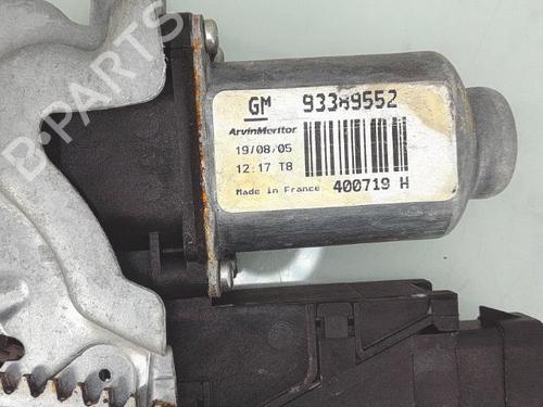 Rudehejsemekanisme Højre foran OPEL MERIVA A MPV (X03) 1.7 CDTI (E75) | BP25820203C23 