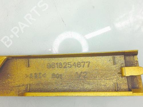 Forlygte dæksel Forlygte dæksel CITROËN BERLINGO / BERLINGO FIRST MPV (MF_, GJK_, GFK_) 1.4 i (MFKFX, MFKFW, GJKFWB, GJKFWC, GFKFWC) (75 hp) 32705880 32705880