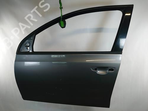 Used Left front door VW GOLF VI (5K1) 2.0 TDI (110 hp) 29325117