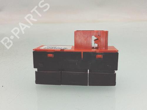 switch-citroen-c3-picasso-sh_-2008-31760555 main image