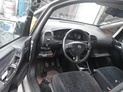 Left taillight OPEL ZAFIRA A MPV (T98) 2.0 DTI 16V (F75) | BP25354180C34 