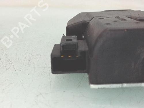 Tailgate lock LEXUS IS II (_E2_) 220d (ALE20) | BP31953770C101