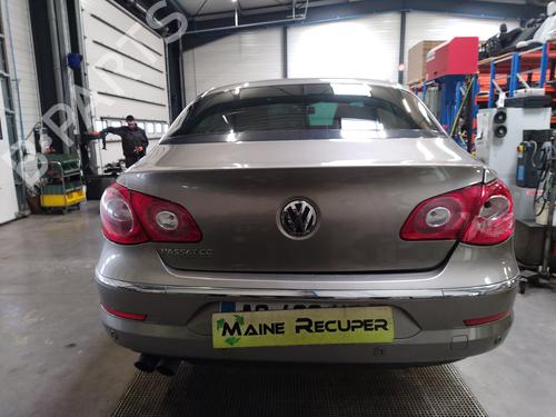 Left front fog light VW PASSAT CC B6 (357) 2.0 TDI | BP31024839C30 - Image 10