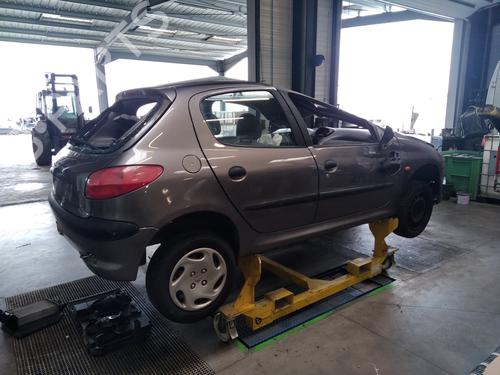 Used Parts PEUGEOT 206 Hatchback (2A/C)  1.9 D  4554997