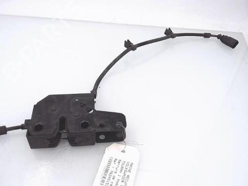 Used Hood lock VW TOURAN (1T1, 1T2) 1.9 TDI (105 hp) 25357536