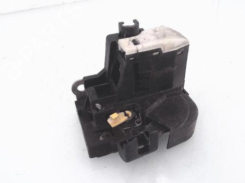 Cerradura puerta delantera izquierda RENAULT CLIO II (BB_, CB_) 1.4 (B/CB0C, B/CB0S) (75 hp) 25350360