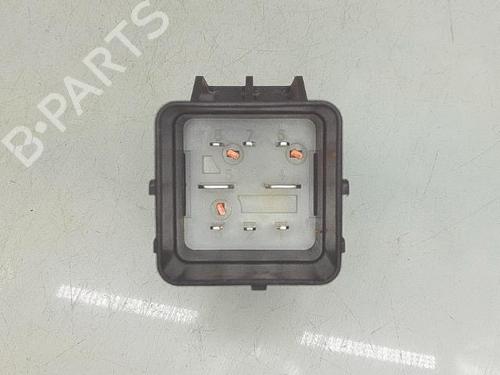 Used Electronic module Electronic module CITROËN C3 I (FC_, FN_) 1.6 16V HDi (109 hp) 33540353 33540353