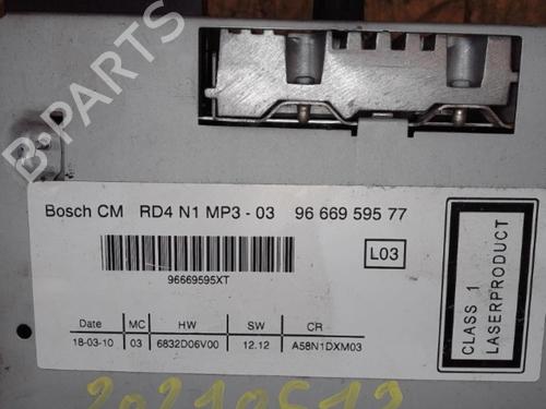 Used Radio PEUGEOT 5008 (0U_, 0E_) 1.6 HDi (110 hp) 25370301