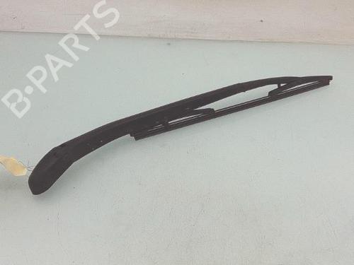 Used Rear windshield wiper arm Rear windshield wiper arm 39593746 39593746